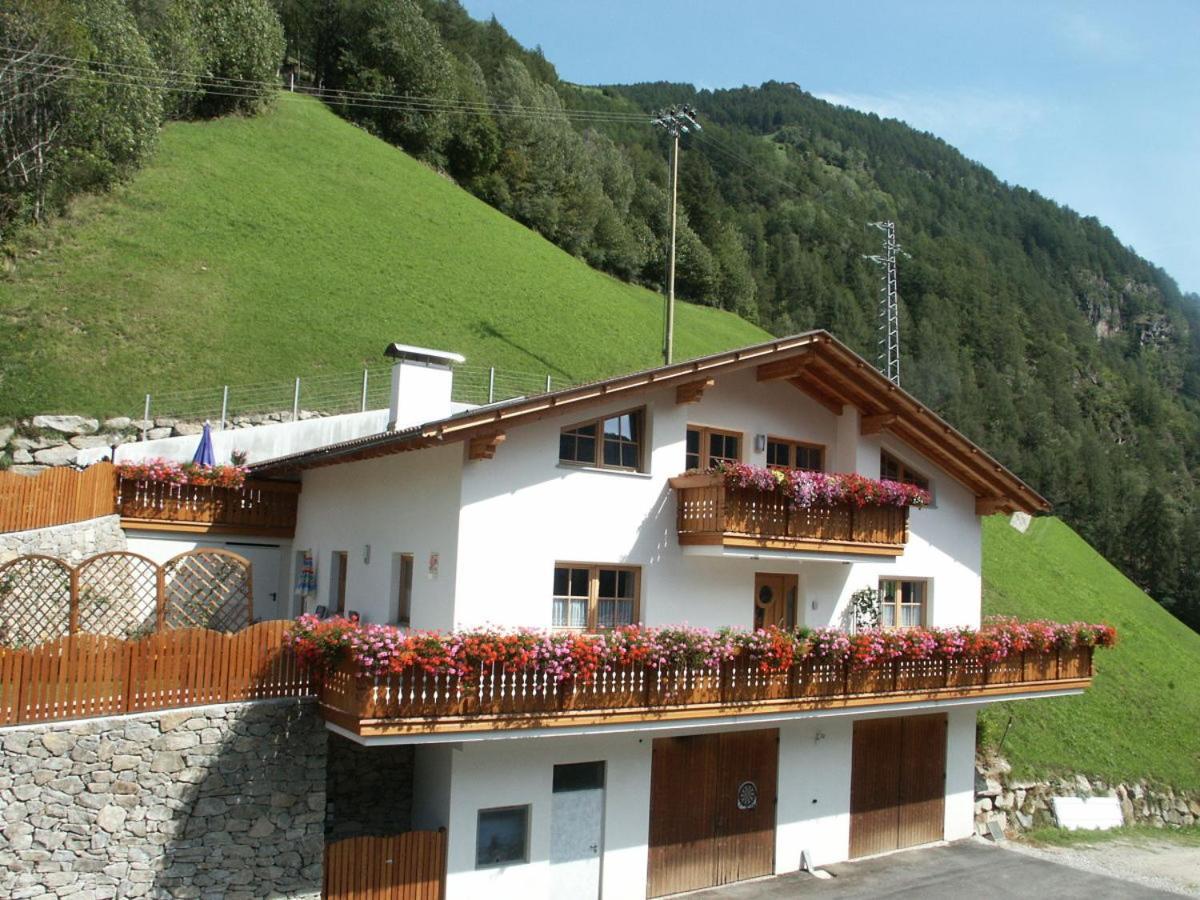 Oberversant Hof Naturns Exterior photo